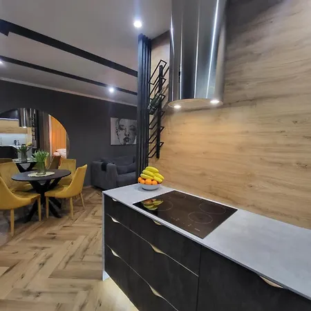 Blackstar Apartman